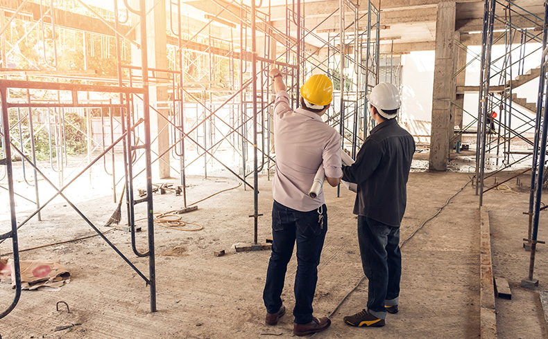 Mão-de-obra para remodelações e contruções de casas em falta.  Estudo feito pelo Fixando